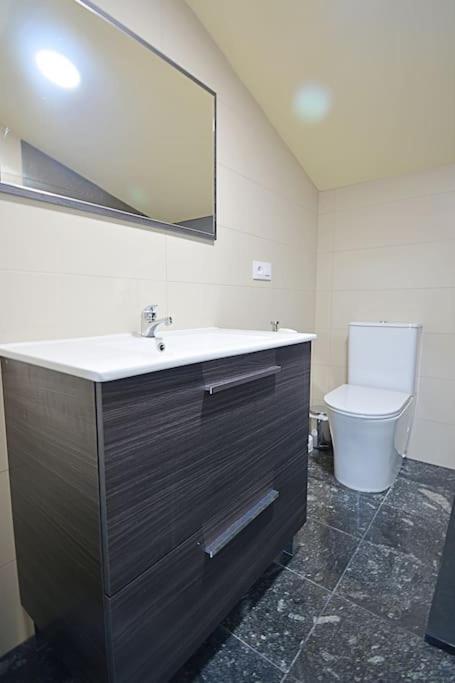 Duplex Da Pedra E Da Auga Apartment Meis Luaran gambar